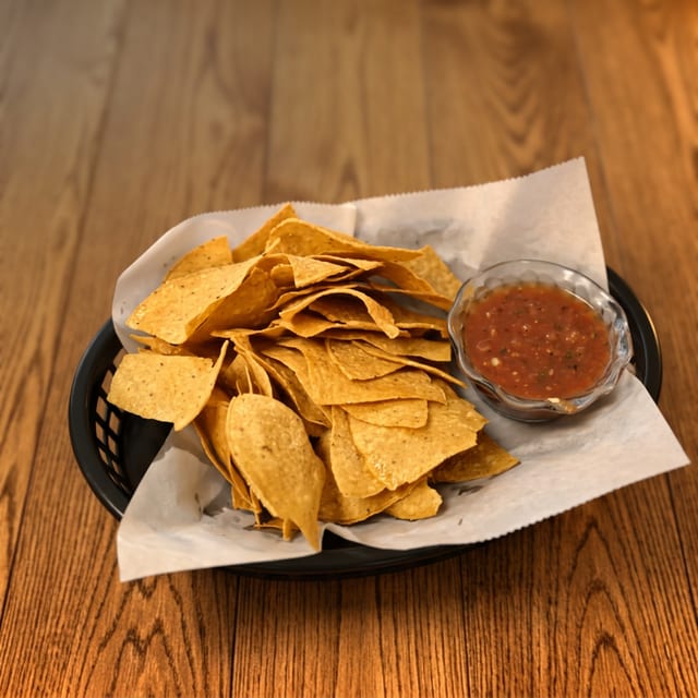Chips & Salsa.
